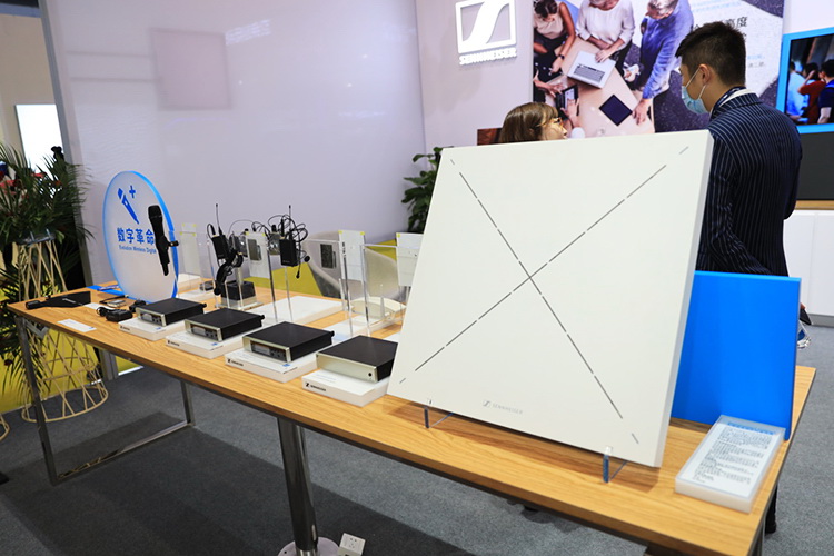 InfoComm 2021 | 森海塞尔展示TeamConnect Ceiling 2 形如天花板-第2张图片-科技快讯