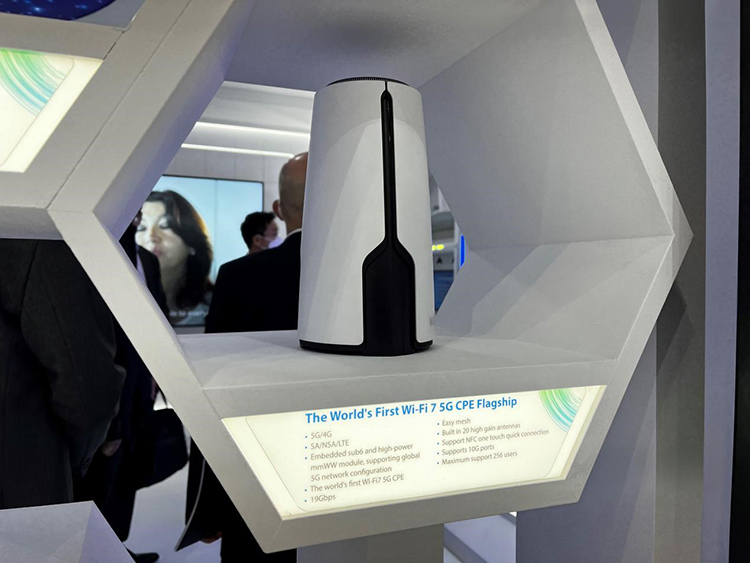 MWC2022 | 中兴多款5G新机齐亮相 毫米波5G传输达到10Gbps-第7张图片-科技快讯