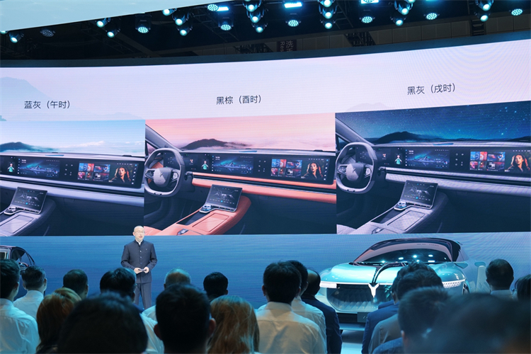 2023上海车展丨岚图"追光"之旅开启！三大产品矩阵完善-第5张图片-科技快讯