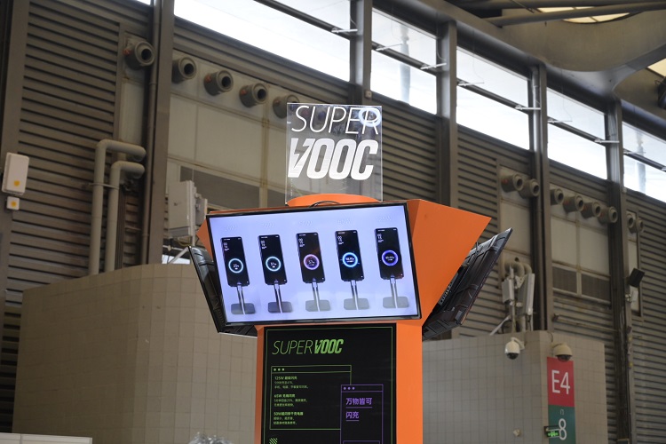 ChinaJoy 2020丨OPPO Ace 2定制版亮相，超级闪充大放异彩-第2张图片-科技快讯