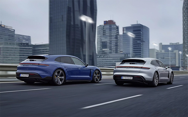 保时捷Taycan Sport Turi *** o海外发售：共5款车型 起售价约62.3万元-第1张图片-科技快讯