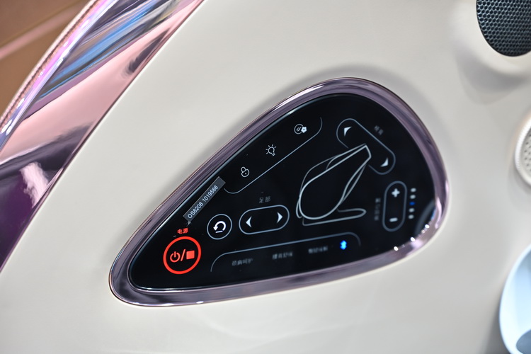 CIIE 2021丨OSIM傲胜展示 *** 黑科技 发布uDream Pro、uDiva 3-第5张图片-科技快讯