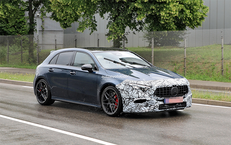 新款梅赛德斯AMG A 45谍照曝光：外观基本无变化 动力有所调整-第1张图片-科技快讯