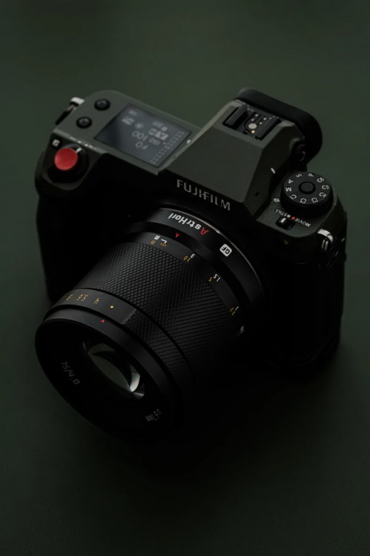 岩石星发布中画幅镜头75mm F4 哈苏X、富士G双卡口-第3张图片-科技快讯