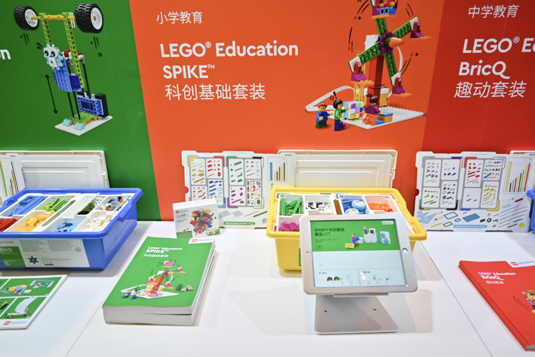 乐高教育SPIKE科创基础套装在热点科技2022五星奖中荣获：年度优秀产品奖-第2张图片-科技快讯