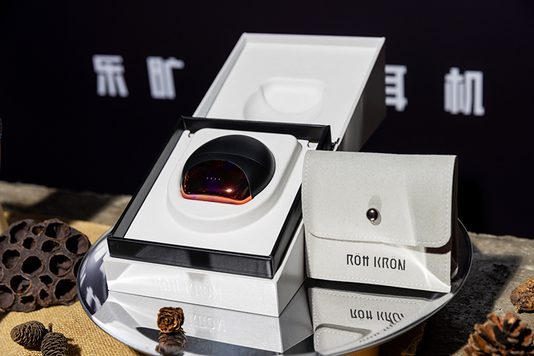 北欧设计匠心之作 ROtt KRON耳机尽显奢华气质-第9张图片-科技快讯