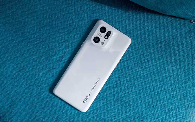 OPPO Find X6 Pro或提供素皮版和亮面版款式 机身重量220g左右-第2张图片-科技快讯