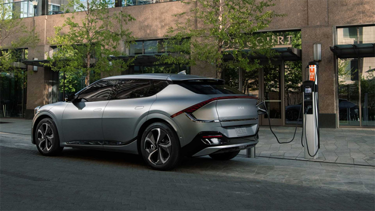 新款起亚 EV6海外售价公布 补贴后起售价约21.1万元-第3张图片-科技快讯