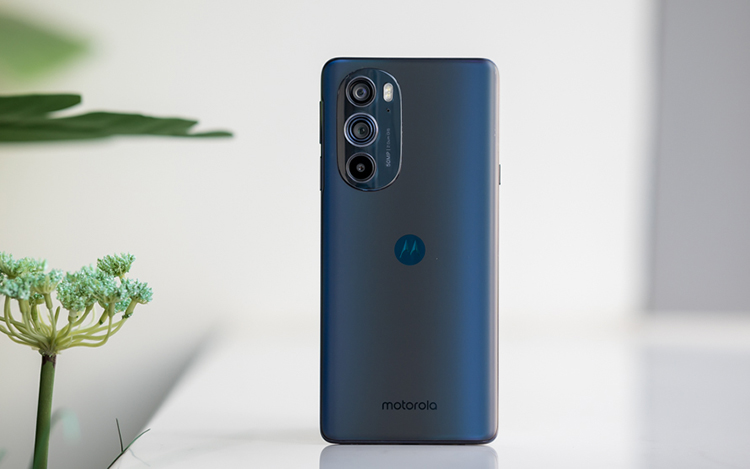 moto下代旗舰或将首发2亿像素主摄 快充可能升级至125W-第1张图片-科技快讯