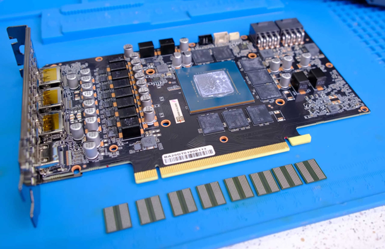 RTX 3070显存容量魔改增加至16GB 降低3A游戏卡顿问题-第2张图片-科技快讯