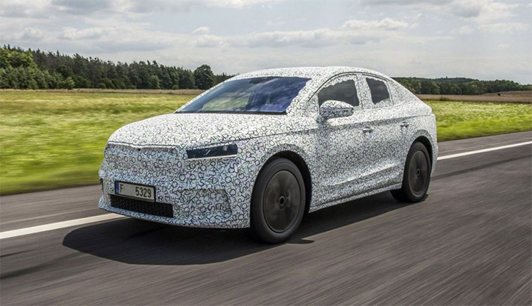 斯柯达ENYAQ COUPE iV设计图曝光：定位轿跑SUV 1月31日正式亮相-第3张图片-科技快讯