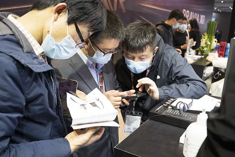 AWE2021 |&nbsp;不塞耳朵也能听，AfterShokz韶音展台亮相2款新品骨传导耳机-第6张图片-科技快讯