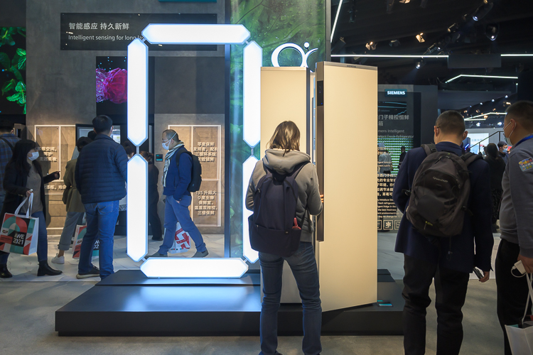 AWE2021 | 西门子家电首发新品欧韵超氧洗干套装，带来全系高端家电-第4张图片-科技快讯