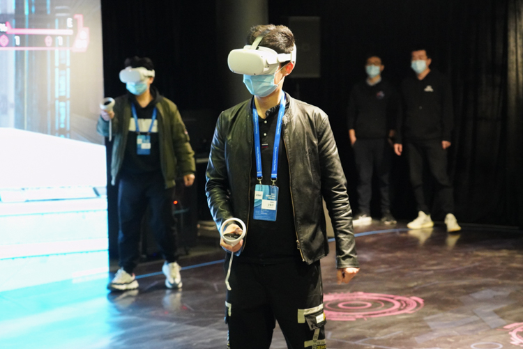 专访英特尔与VR合作伙伴：5G让VR电竞带来全新体验-第1张图片-科技快讯