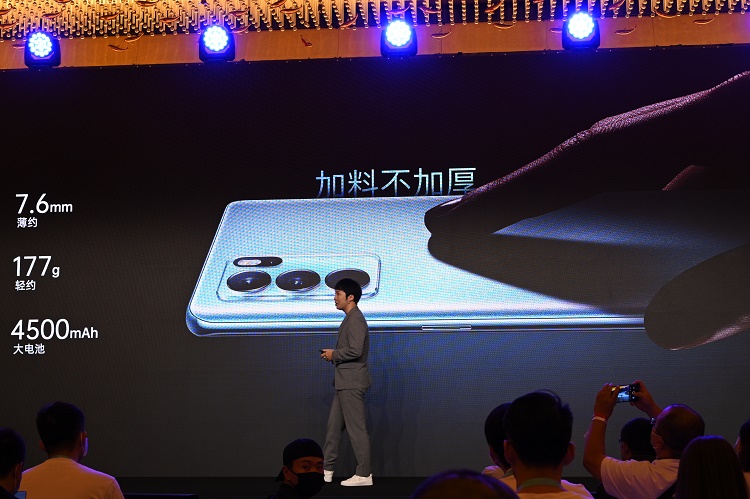 OPPO Reno6系列手机正式发布，处理器全系升级，售价2799元起   -第2张图片-科技快讯