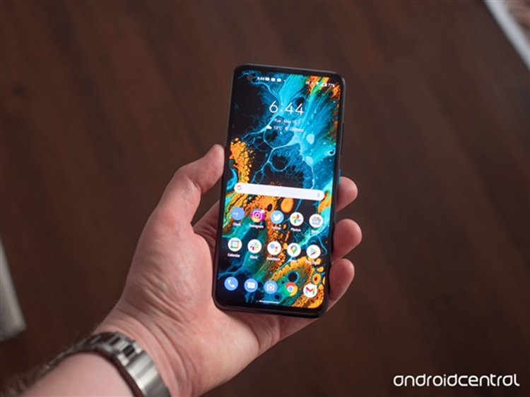 华硕ZenFone 8手机发布，5.9英寸屏幕，最小屏的骁龙888旗舰-第1张图片-科技快讯