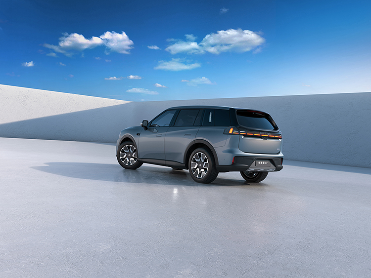 自由家NV官图发布：定位中大型SUV 北京车展正式上市-第3张图片-科技快讯