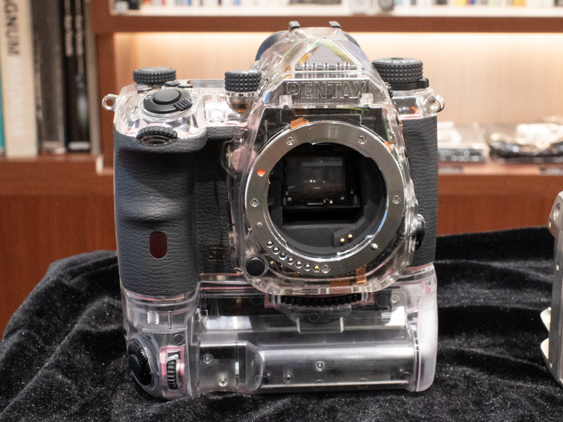 宾得亮出透明版K-3 Mark III 展示内部构造-第1张图片-科技快讯