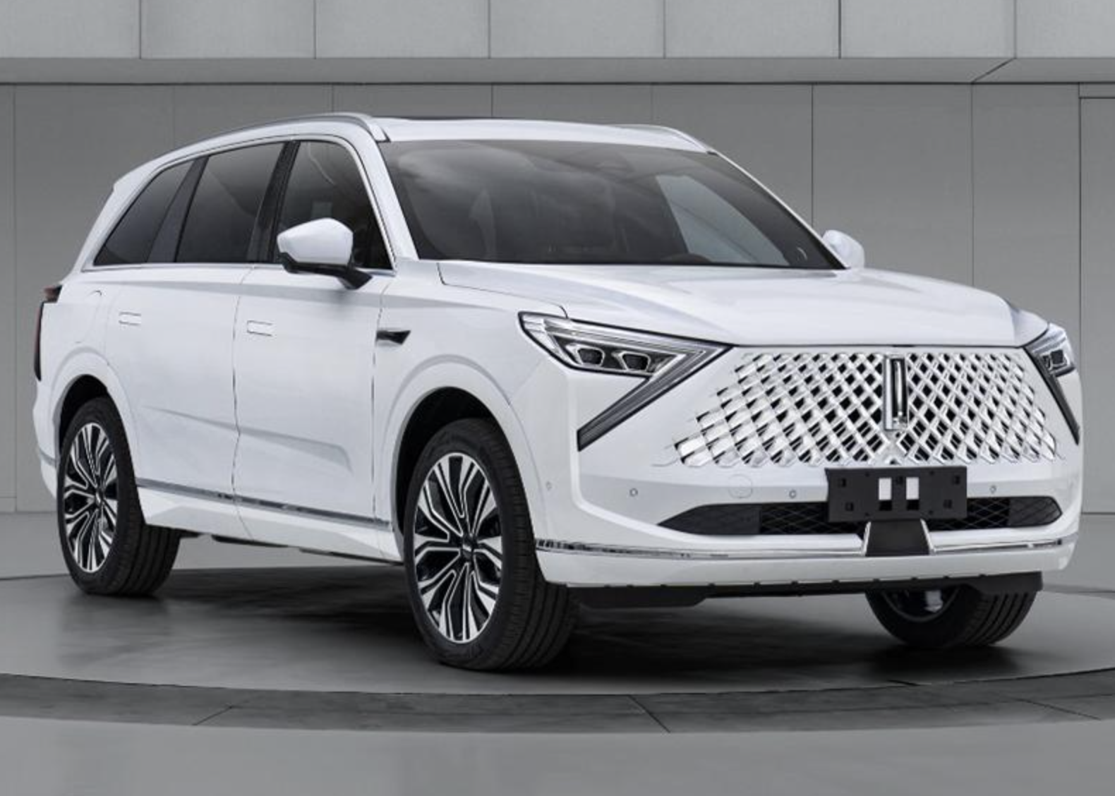 魏80动力数据曝光，定位中大型SUV，纯电续航里程180km、或35万起售-第1张图片-科技快讯