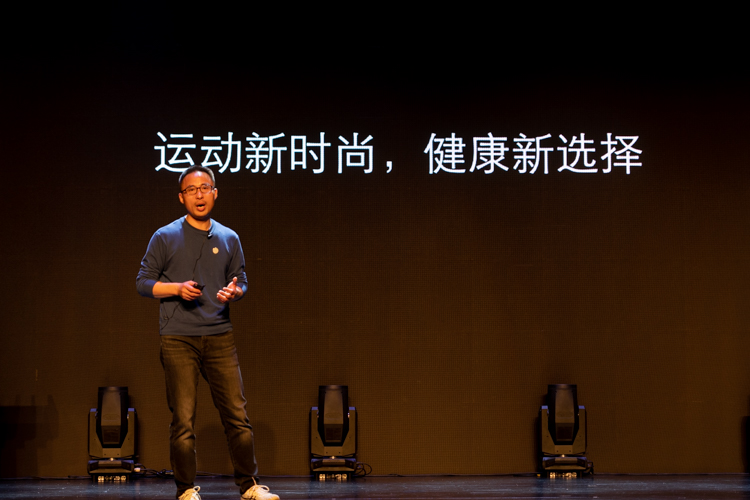 测糖新选择，健康新时尚，海拉可穿戴首次发布无创测血糖和乳酸手环-第4张图片-科技快讯