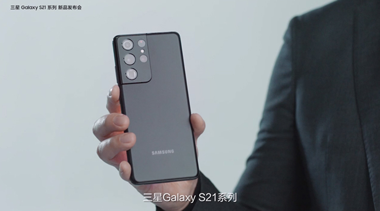三星Galaxy Z Fold 3疑似渲染图曝光 支持S-Pen且相机类似S21 Ultra-第2张图片-科技快讯