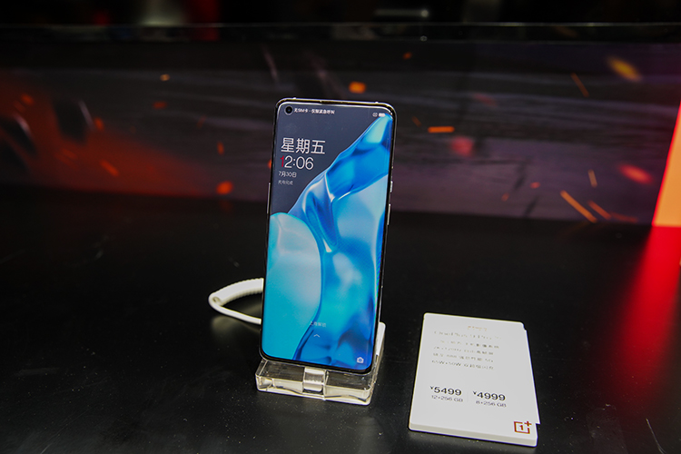 ChinaJoy 2021丨 一加9系列强势降临 哈苏和奥特曼鼎力加盟-第2张图片-科技快讯