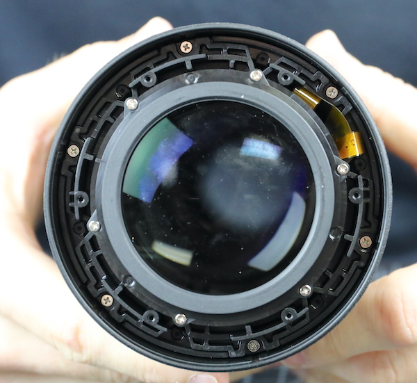 佳能RF600mm F11拆解：典型佳能光学风格 电子结构复杂-第6张图片-科技快讯