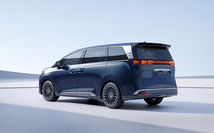 腾势D9正式开启预售：定位高端豪华MPV 起售价33.5万元-第3张图片-科技快讯