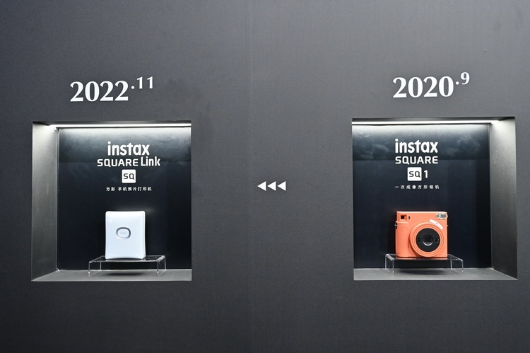 富士再推instax新相机SQUARE SQ40 还有哈利波特联名礼盒-第8张图片-科技快讯