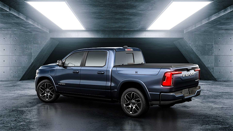 RAM 1500 REV亮相纽约车展：支持800V快充 预计2025年交付-第2张图片-科技快讯