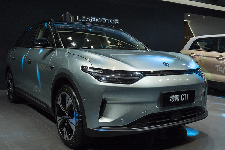 零跑C11将于10月22日开启交付：续航更高可达610km 起售价15.98万元-第4张图片-科技快讯