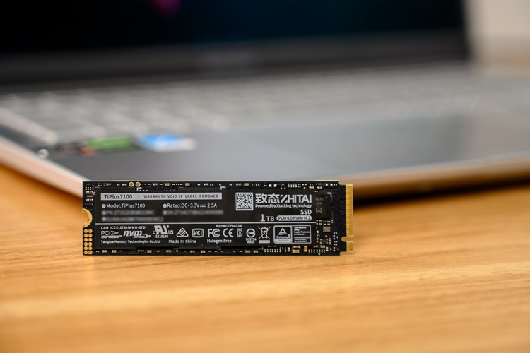 如何为紧凑小巧的笔记本选购SSD：致态TiPlus7100值得考虑-第1张图片-科技快讯