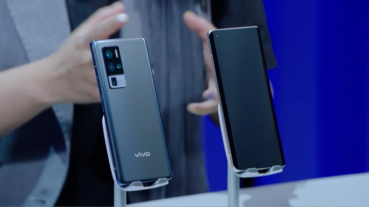 "超大杯"vivo X50 Pro+亮相：大底+1亿像素，拍照表现有多强？-第11张图片-科技快讯