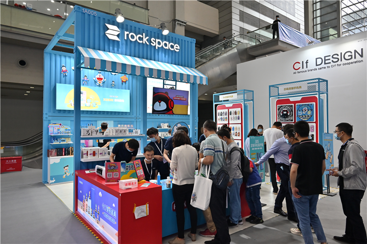 CITE2021丨承包你的数码配件！rock space亮相CITE带来智能切膜机-第1张图片-科技快讯