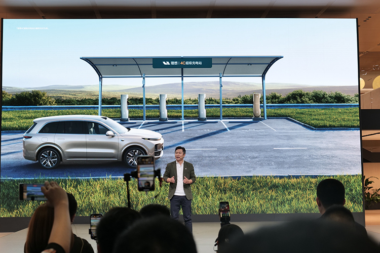 2023上海车展 | 理想发布800V超充纯电解决方案 开启双能战略-第8张图片-科技快讯