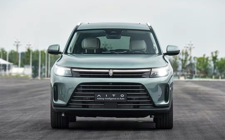 AITO问界M7真车图曝光：定位中大型SUV 将于年内上市-第1张图片-科技快讯