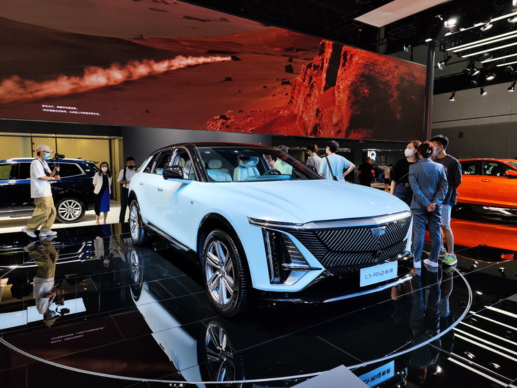 2022成都车展 | 凯迪拉克13款车型亮相 含纯电SUV  *** RIQ锐歌-第1张图片-科技快讯