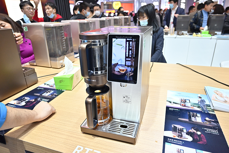 AWE2021 | 树立高端品牌好榜样 莱克入选CCTV大国品牌-第10张图片-科技快讯
