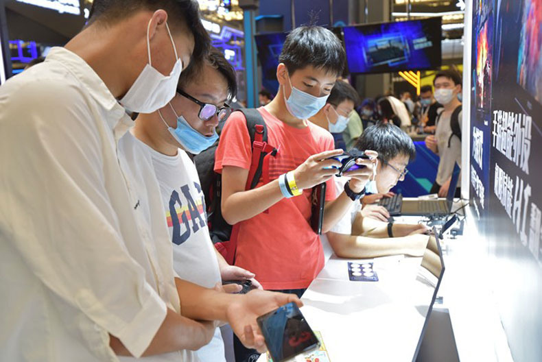 ChinaJoy 2020丨盖世小鸡携多款电竞外设亮相热点科技CJ展台-第3张图片-科技快讯
