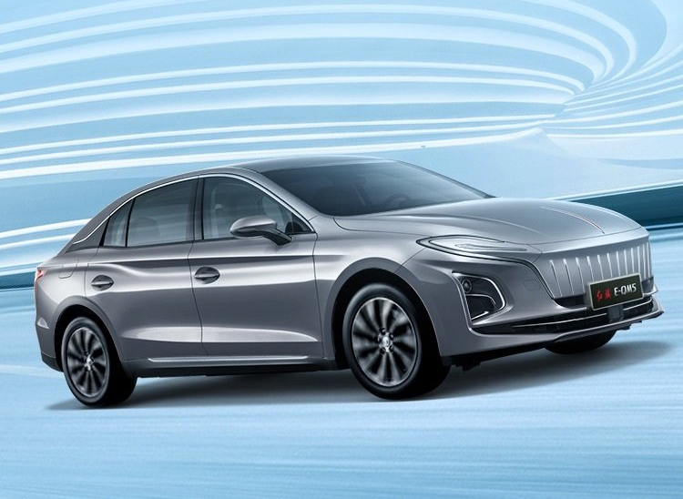 红旗E-QM5 PLUS正式上市：续航605km 售价20.78万-第2张图片-科技快讯