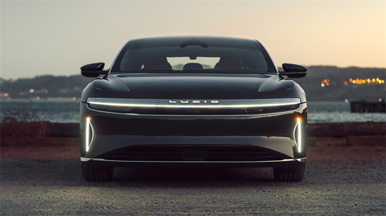 Lucid Air荣获MotorTrend "2022年度轿车"大奖-第1张图片-科技快讯