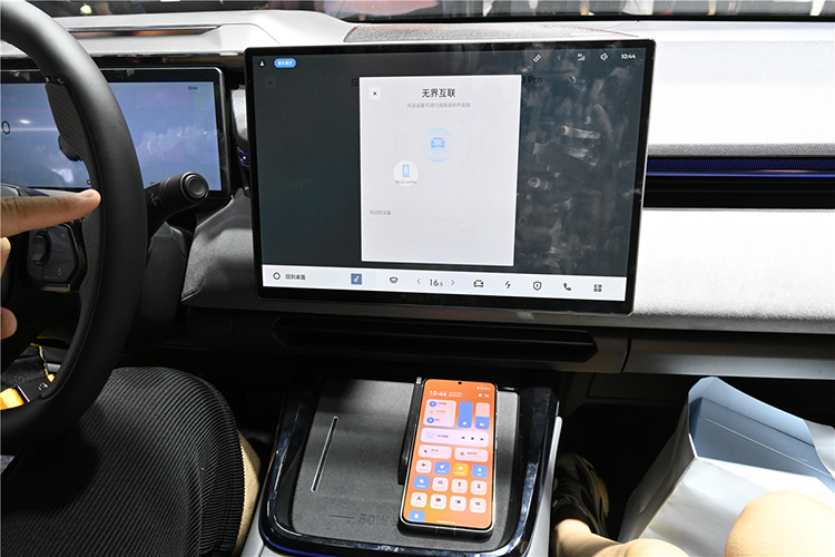 2023MWC丨手机厂商做车机系统，魅族Flyme Auto优势何在？-第4张图片-科技快讯