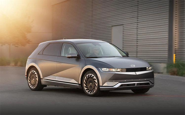 现代IONIQ 5海外售价公布：约合25.27万元起 明年国产-第1张图片-科技快讯