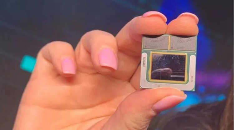 英特尔Lunar Lake处理器AI算力将达100TOPS：NPU贡献45%-第2张图片-科技快讯