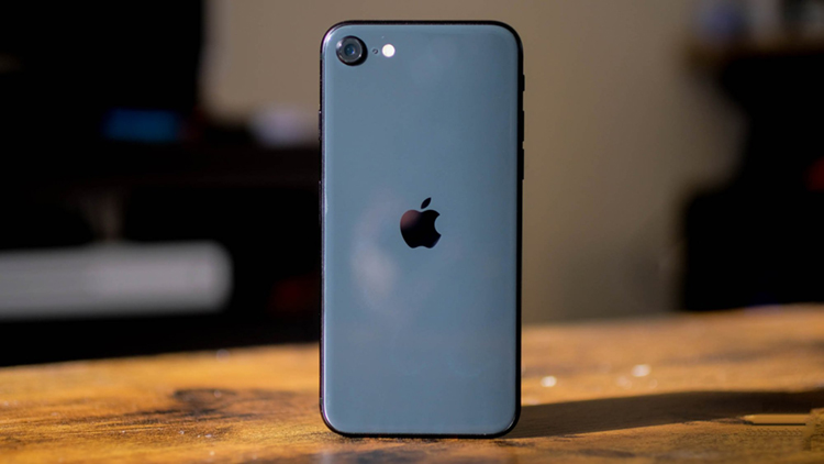 网传iPhone SE 4推迟到2025年发布，搭载自研5G基带-第2张图片-科技快讯
