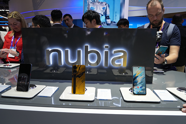 MWC2024 | 中兴/努比亚展台：发力海外中端机型态，继续领跑硬件设计-第2张图片-科技快讯