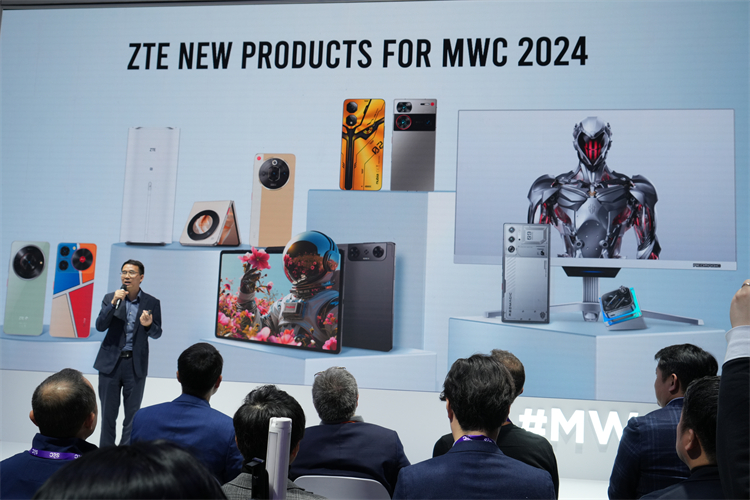 MWC2024丨中兴发布"Better for All"，但全球首款裸眼3D平板更"好看"-第1张图片-科技快讯