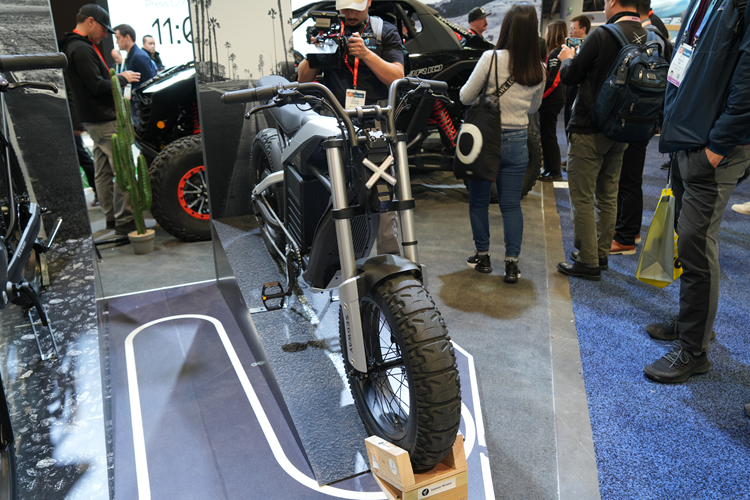 CES2024 | 智能割草机器人、电助力自行车？九号新品CES引围观-第6张图片-科技快讯