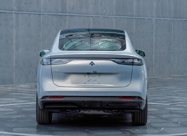 对标Model X，搭载鸥翼门？昊铂HT预告图公布-第3张图片-科技快讯