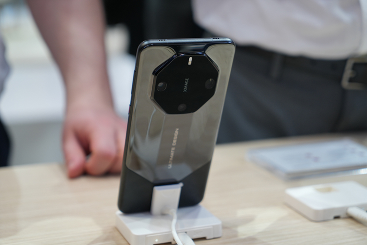 MWC2024丨华为携全系列亮相，发布首个5.5G智能核心网-第2张图片-科技快讯